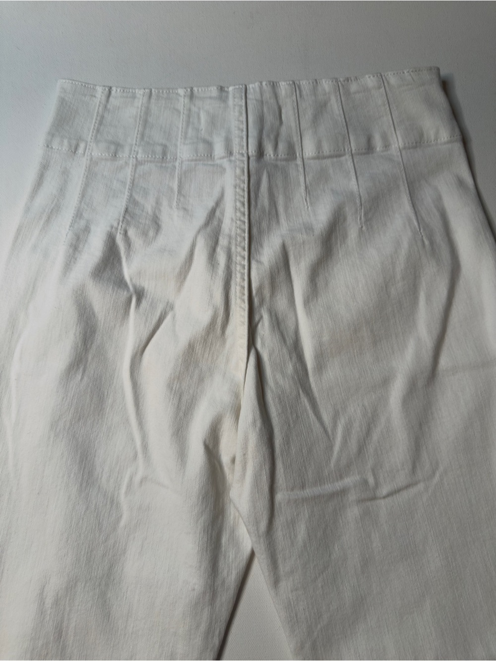 EUC Women's White Altar'd State High-Waist Flared Jeans Size 27/30"Inseam (KB11) - Picture 8 of 9